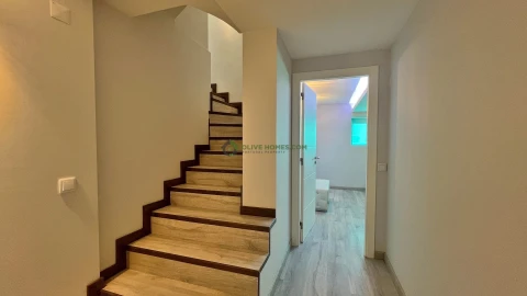 Moradia T4 para Venda em Quarteira