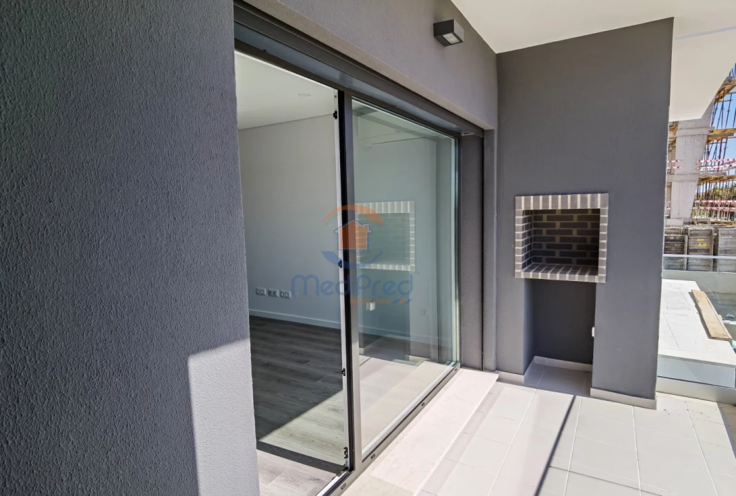 Apartamento T5 para Venda em Montijo e Afonsoeiro Foto 1