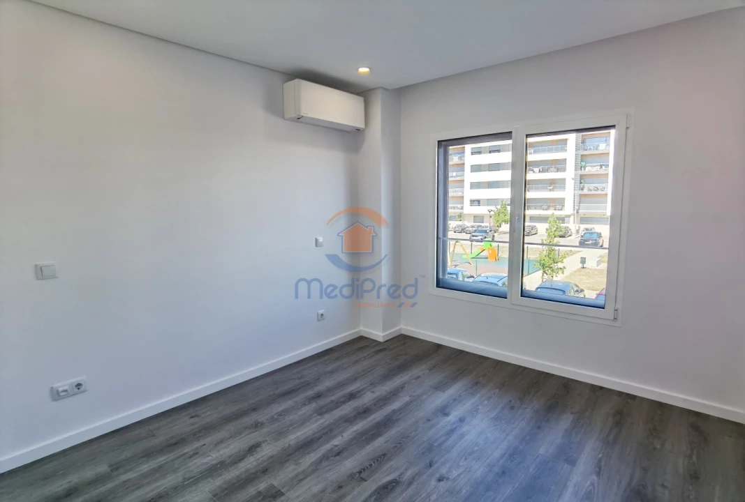 Apartamento T5 para Venda em Montijo e Afonsoeiro Foto 6