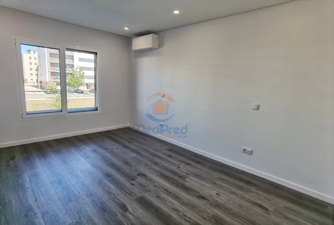 Apartamento T5 para Venda em Montijo e Afonsoeiro Foto 10