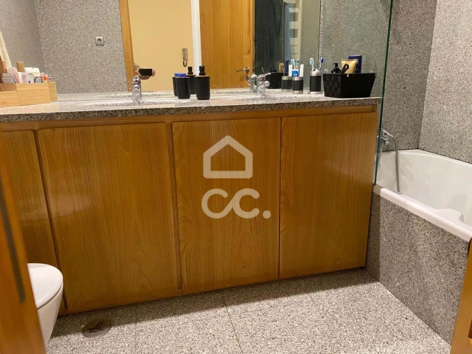 Moradia T4 para Venda em Santa Maria Maior e Monserrate e Meadela Foto 6