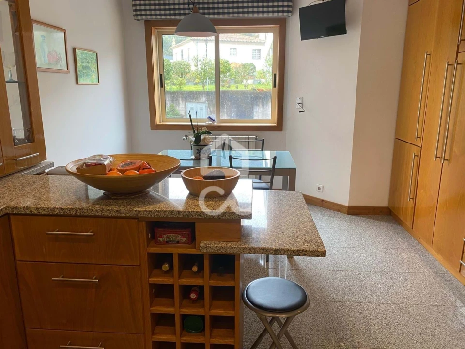 Moradia T4 para Venda em Santa Maria Maior e Monserrate e Meadela Foto 5