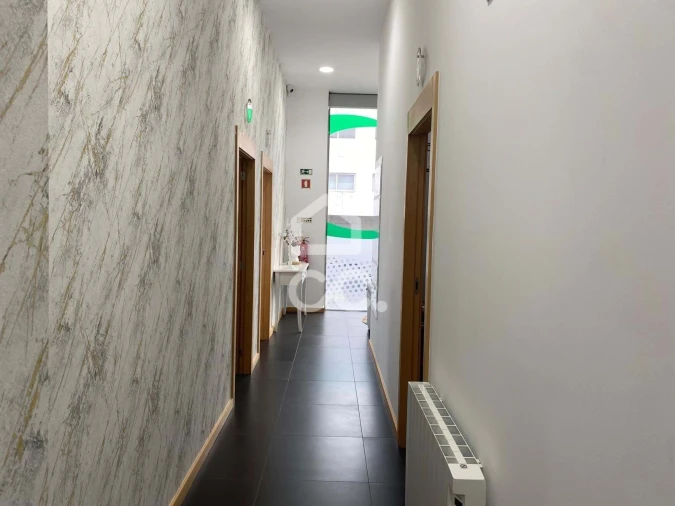 Negócio para Venda em Santa Maria Maior e Monserrate e Meadela Foto 12