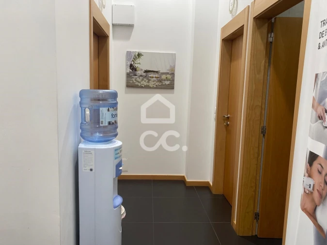 Negócio para Venda em Santa Maria Maior e Monserrate e Meadela Foto 11