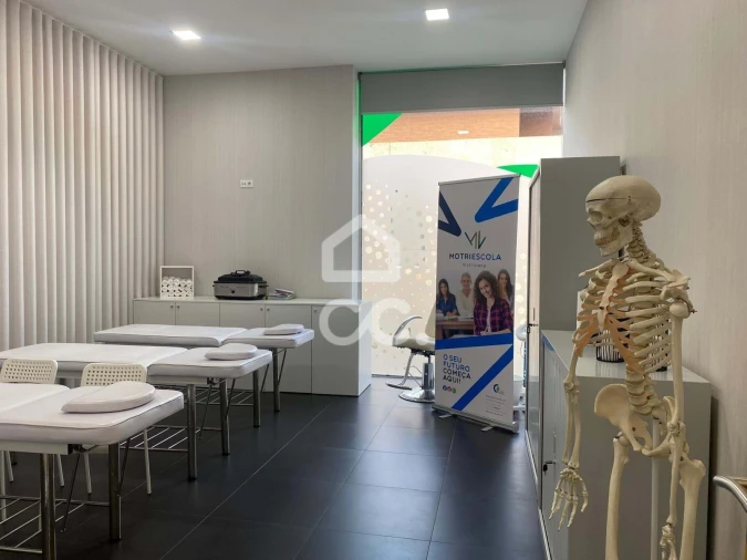 Negócio para Venda em Santa Maria Maior e Monserrate e Meadela Foto 9