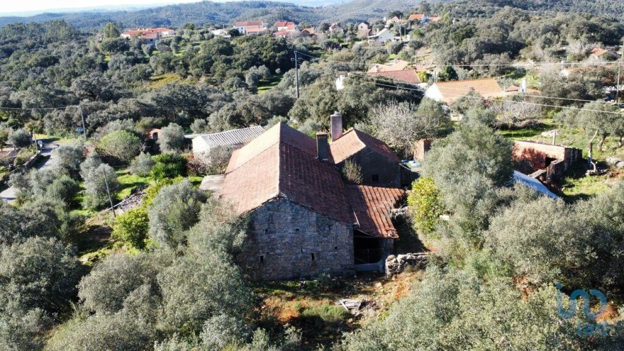 Moradia T3 para Venda em Além da Ribeira e Pedreira Foto 5