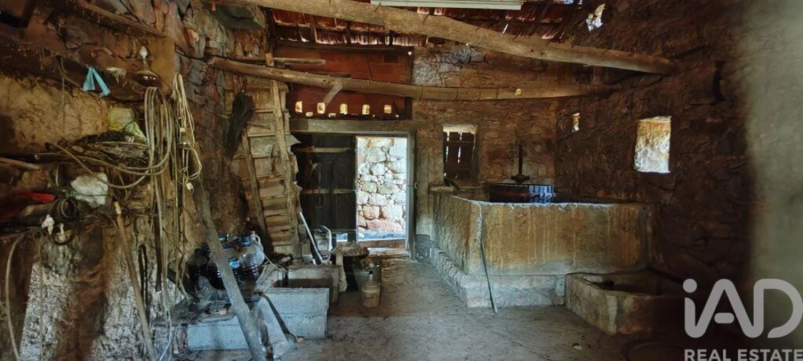 Moradia T3 para Venda em Além da Ribeira e Pedreira Foto 25