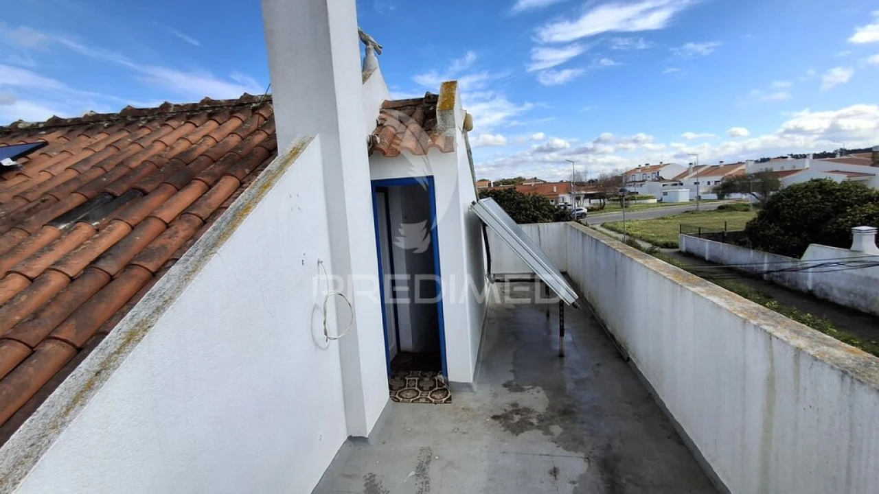 Moradia T5 para Venda em Longueira/Almograve Foto 11