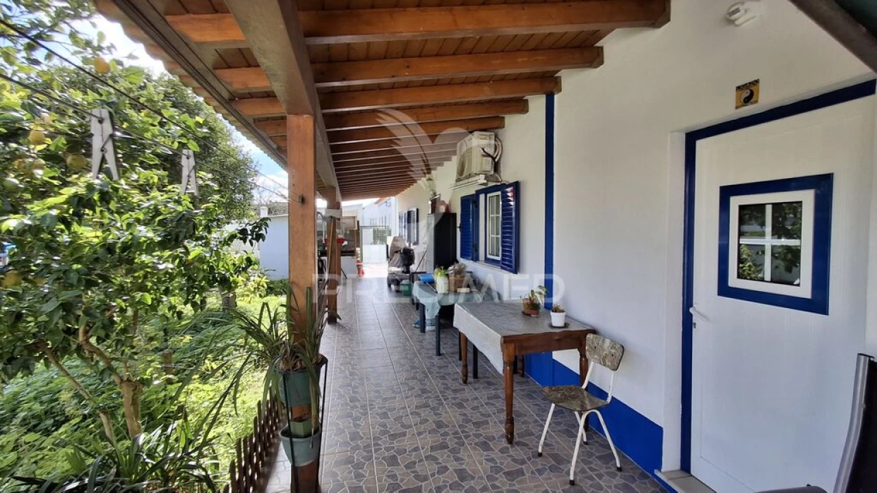 Moradia T5 para Venda em Longueira/Almograve Foto 3