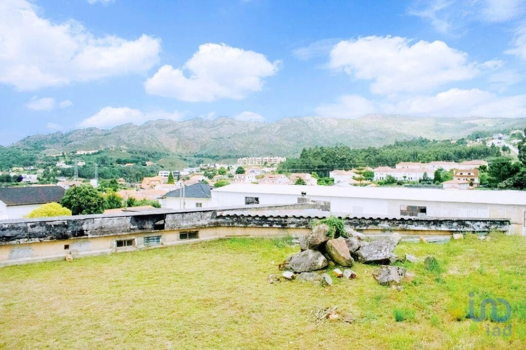 Moradia T5 para Venda em Loivo Foto 15