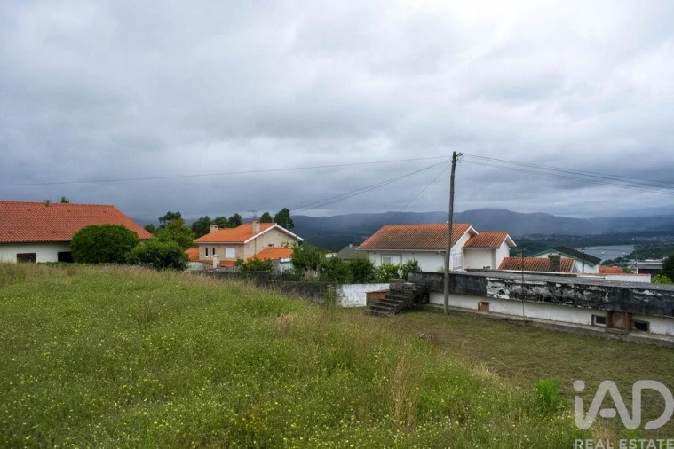 Moradia T5 para Venda em Loivo Foto 27