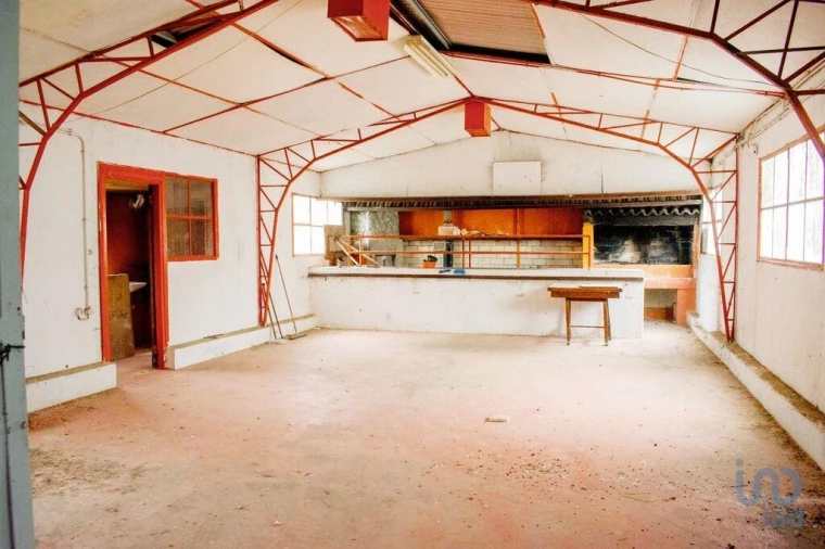 Moradia T5 para Venda em Loivo Foto 7