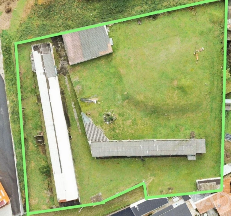 Moradia T5 para Venda em Loivo Foto 22