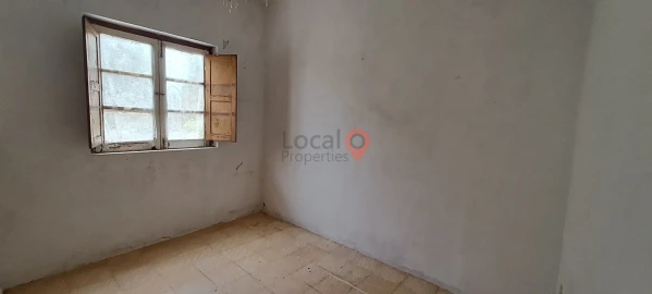 Moradia T4 para Venda em Lagos (São Sebastião e Santa Maria)