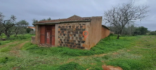 Moradia T4 para Venda em Lagos (São Sebastião e Santa Maria)