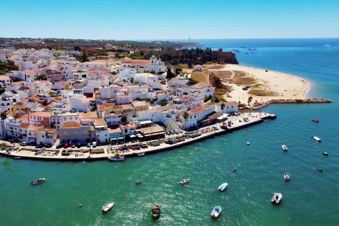 Prédio para Venda em Ferragudo Foto 56