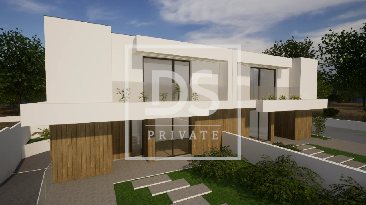 Moradia T4 para Venda em Igreja Nova e Cheleiros Foto 40