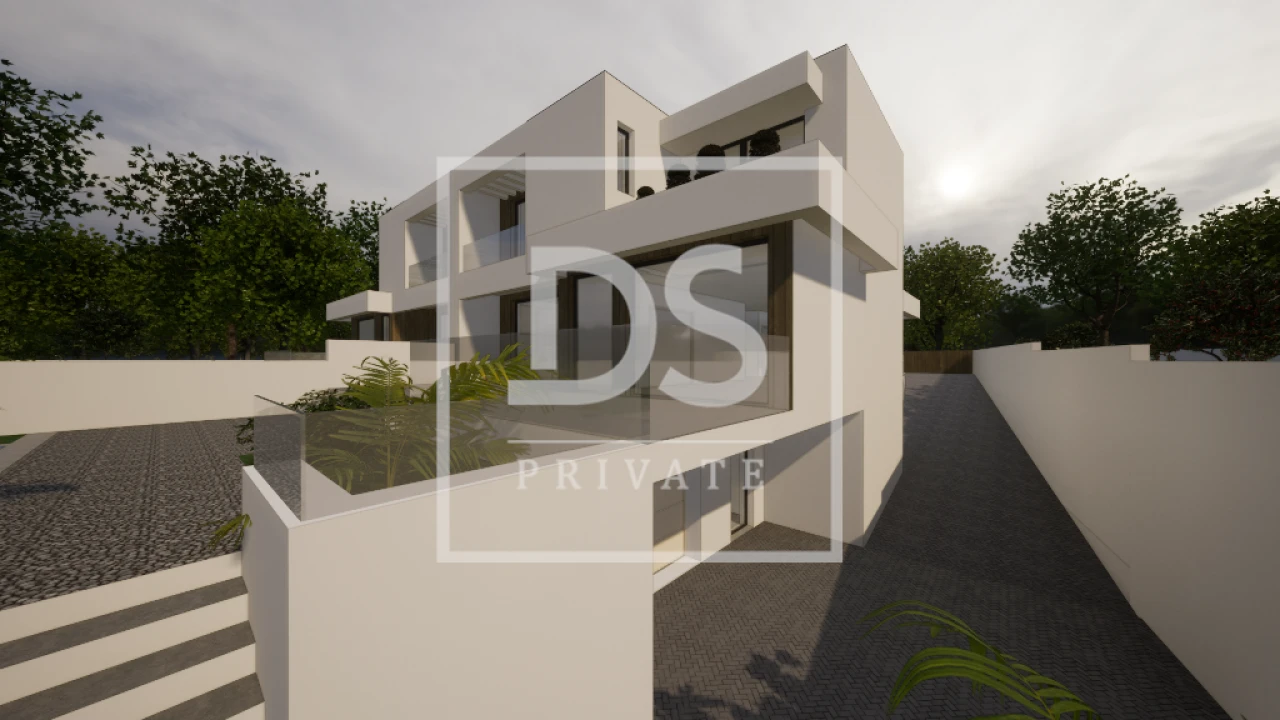 Moradia T4 para Venda em Igreja Nova e Cheleiros Foto 37