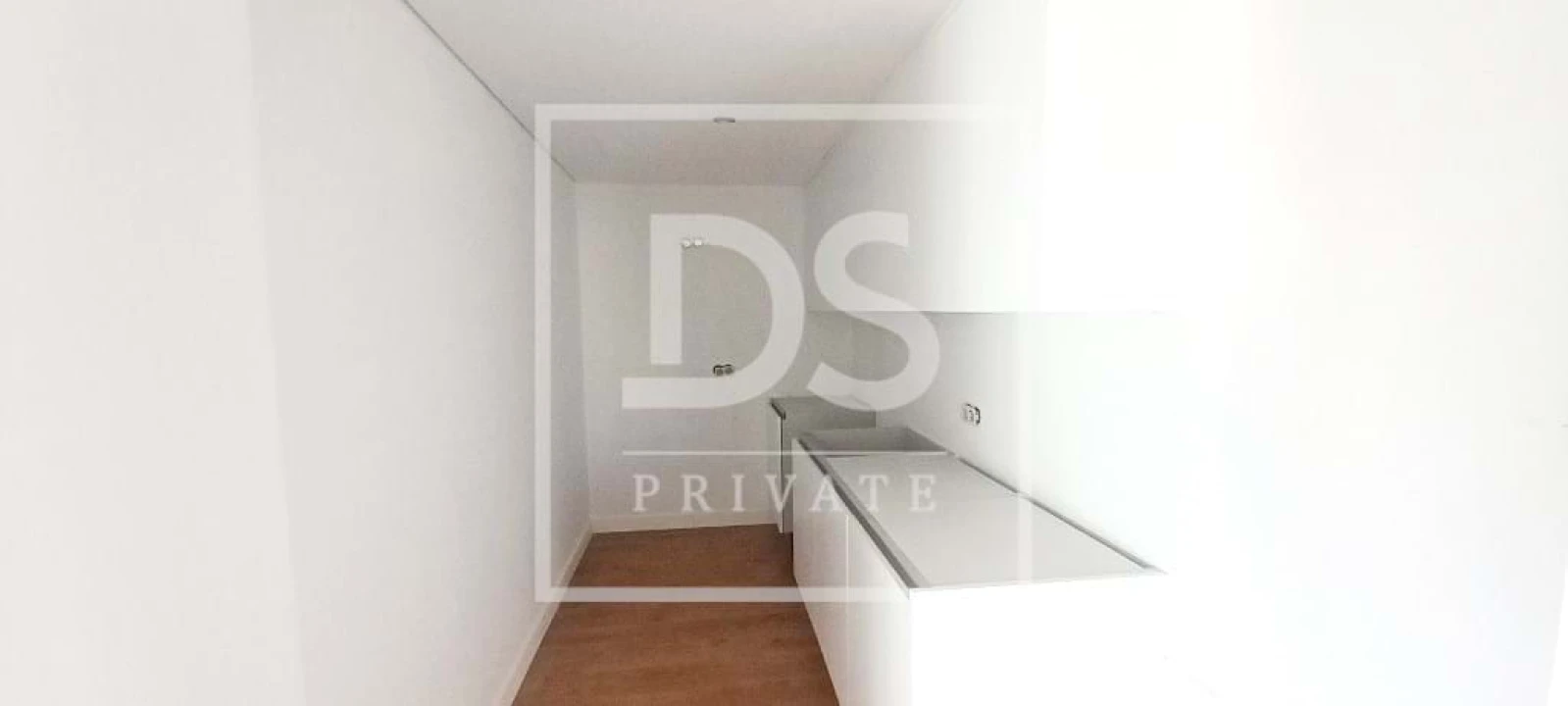 Moradia T4 para Venda em Igreja Nova e Cheleiros Foto 6