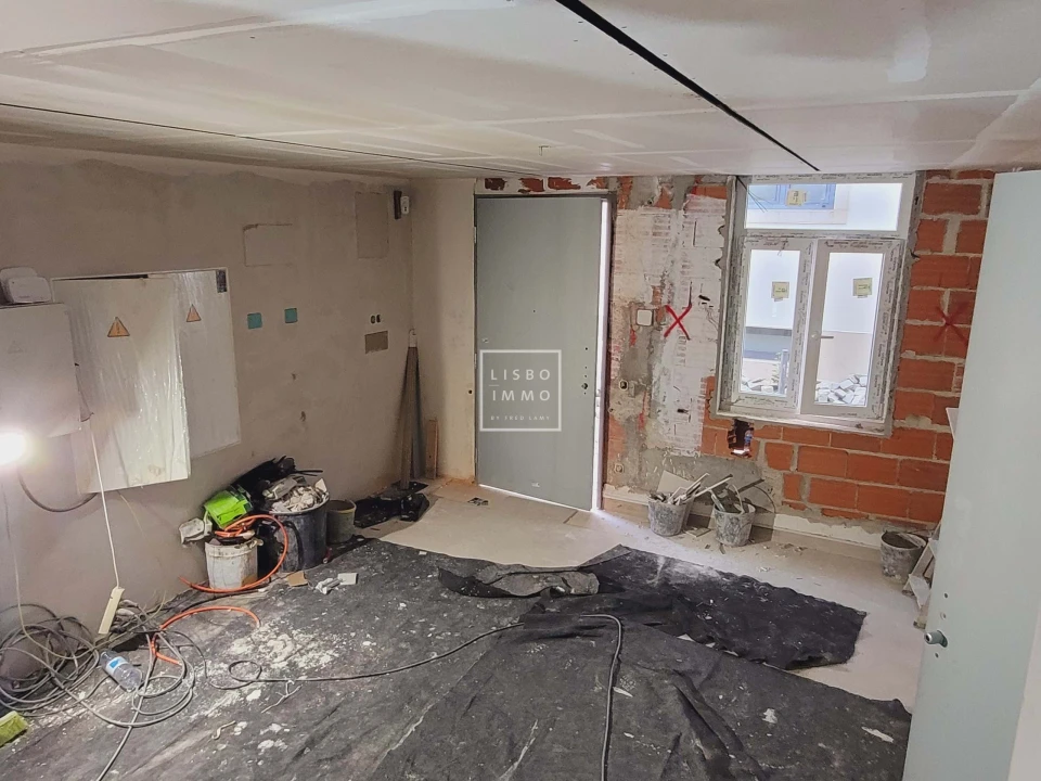 Moradia T5 para Venda em Misericórdia Foto 43