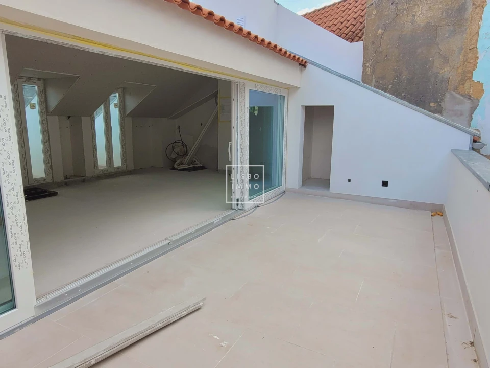 Moradia T5 para Venda em Misericórdia Foto 26