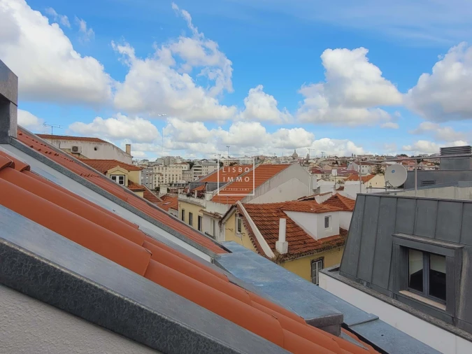 Moradia T5 para Venda em Misericórdia Foto 30