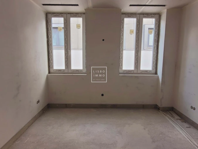 Moradia T5 para Venda em Misericórdia Foto 34