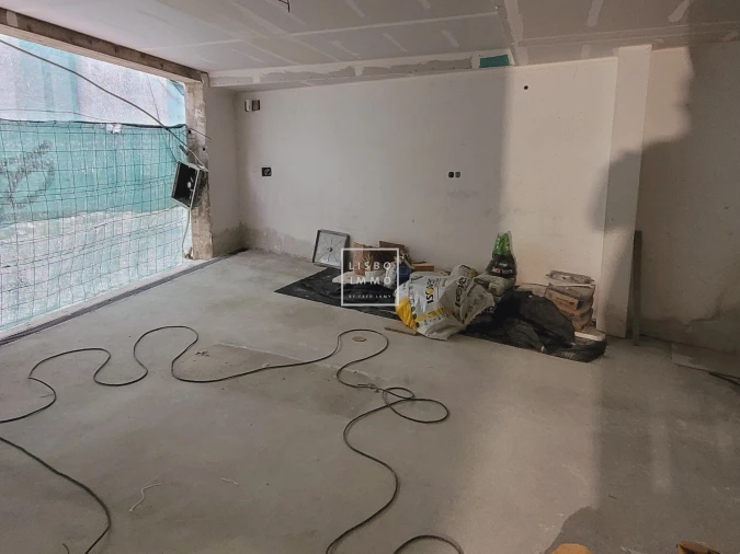 Moradia T5 para Venda em Misericórdia Foto 44