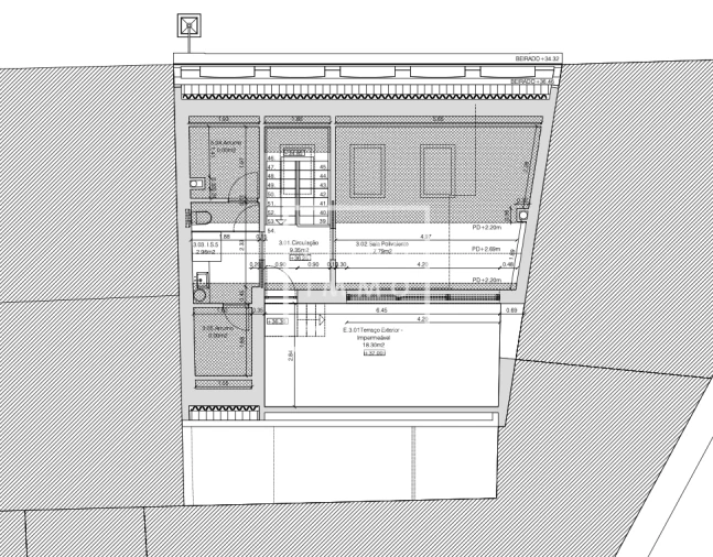 Moradia T5 para Venda em Misericórdia Foto 15