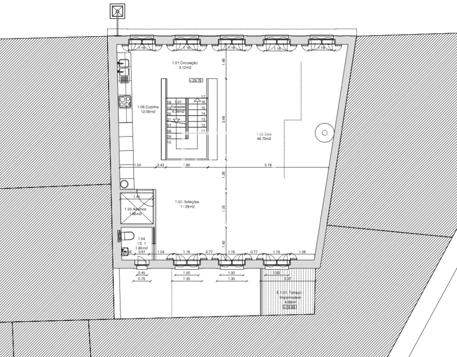 Moradia T5 para Venda em Misericórdia Foto 13