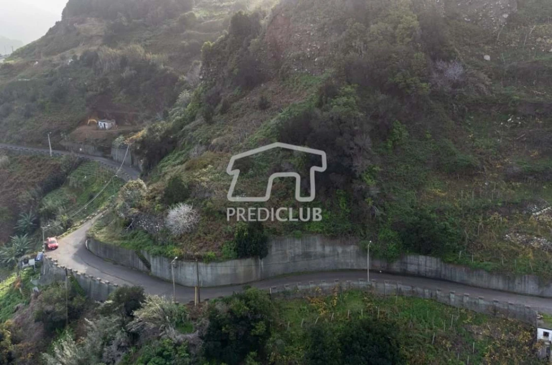Terreno para Venda em Faial Foto 6