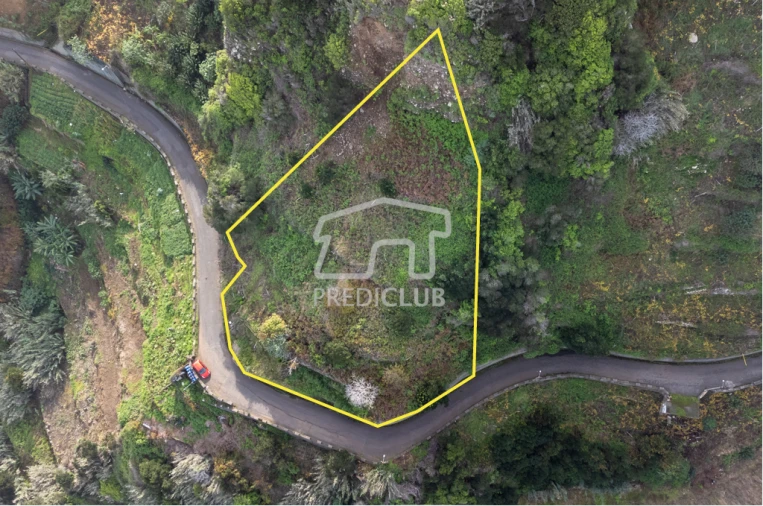 Terreno para Venda em Faial Foto 2