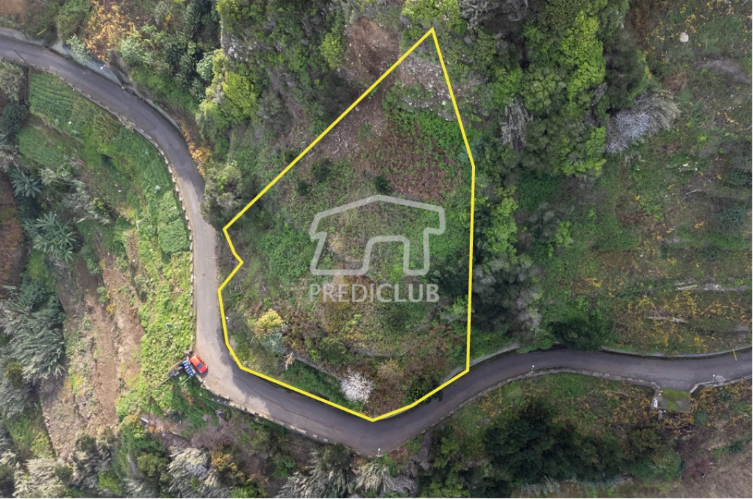 Terreno para Venda em Faial Foto 2