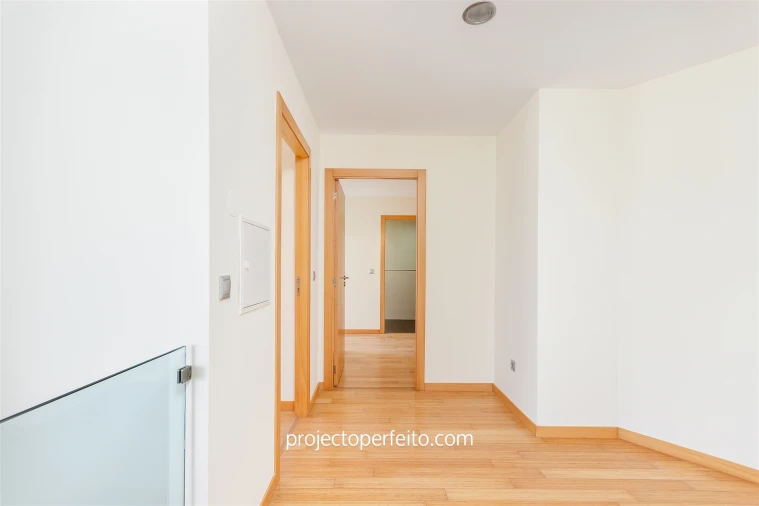 Apartamento T3 para Arrendamento em Esmoriz Foto 21