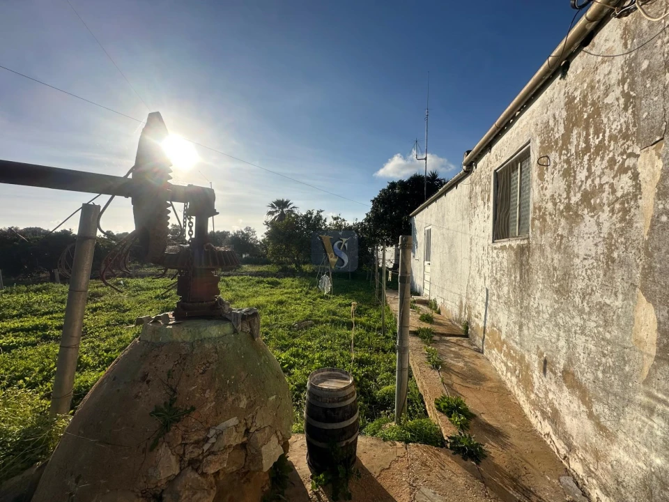 Moradia T3 para Venda em Quelfes Foto 32