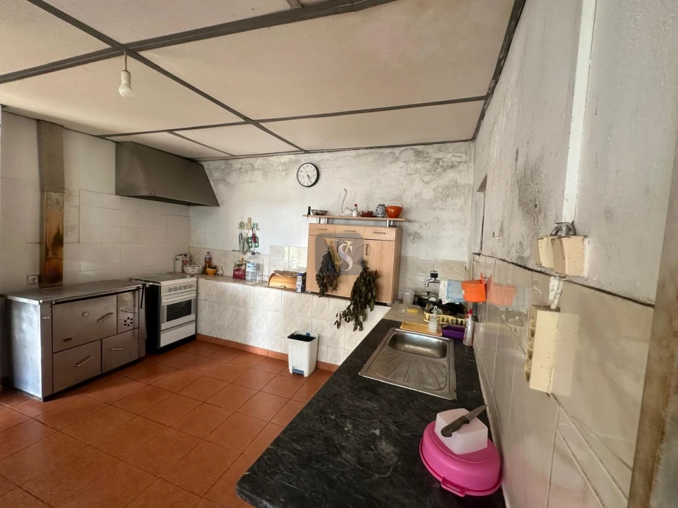 Moradia T3 para Venda em Quelfes Foto 22