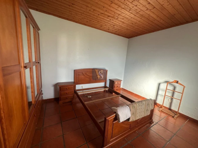 Moradia T3 para Venda em Quelfes Foto 7