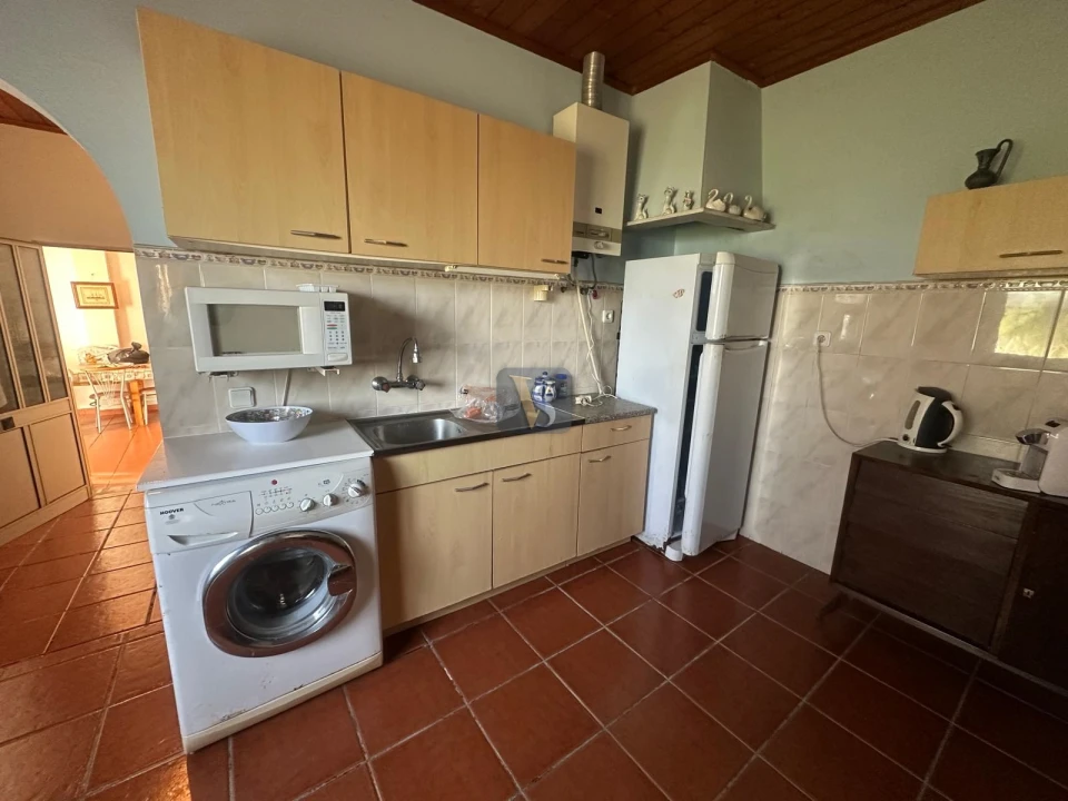 Moradia T3 para Venda em Quelfes Foto 11