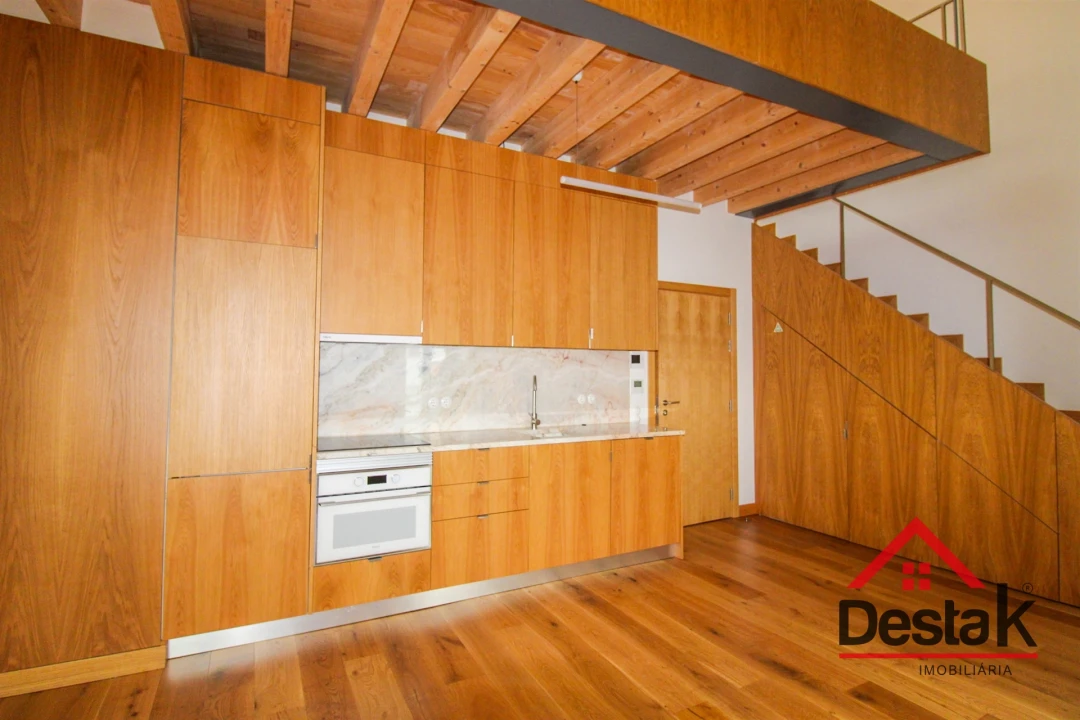 Apartamento T1 para Arrendamento em Viseu Foto 5