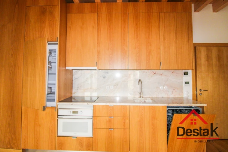 Apartamento T1 para Arrendamento em Viseu Foto 12