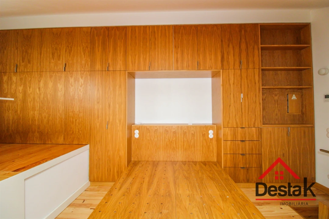 Apartamento T1 para Arrendamento em Viseu Foto 9