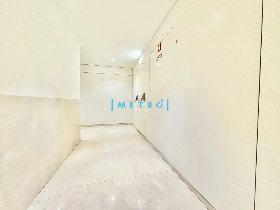 Apartamento T3 para Venda em Lordelo do Ouro e Massarelos Foto 18