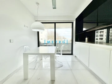 Apartamento T3 para Venda em Lordelo do Ouro e Massarelos