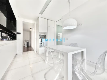 Apartamento T3 para Venda em Lordelo do Ouro e Massarelos