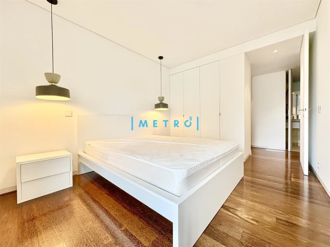 Apartamento T3 para Venda em Lordelo do Ouro e Massarelos Foto 11