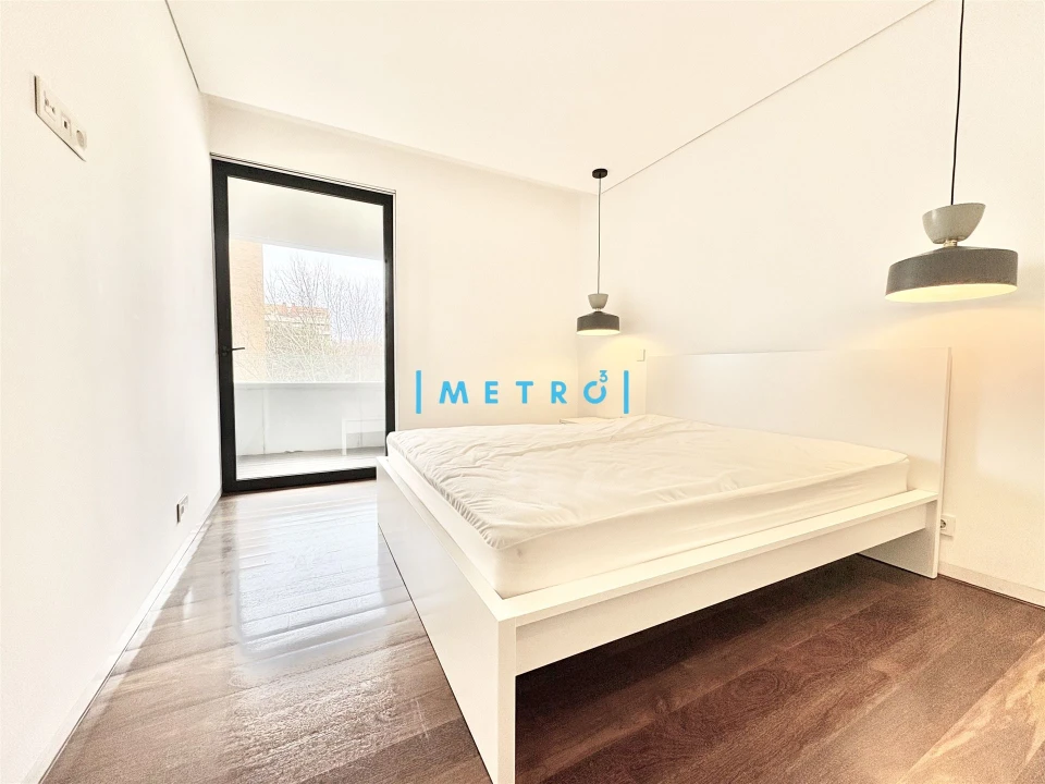 Apartamento T3 para Venda em Lordelo do Ouro e Massarelos Foto 12