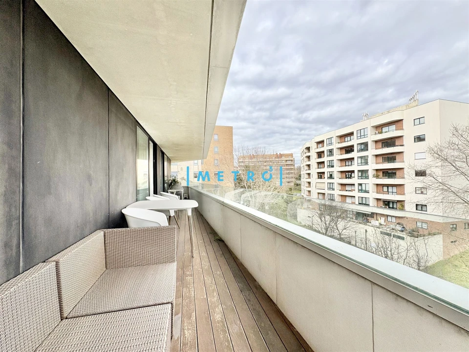 Apartamento T3 para Venda em Lordelo do Ouro e Massarelos Foto 16