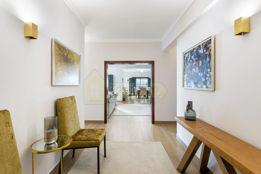 Moradia T5 para Venda em Boliqueime Foto 4