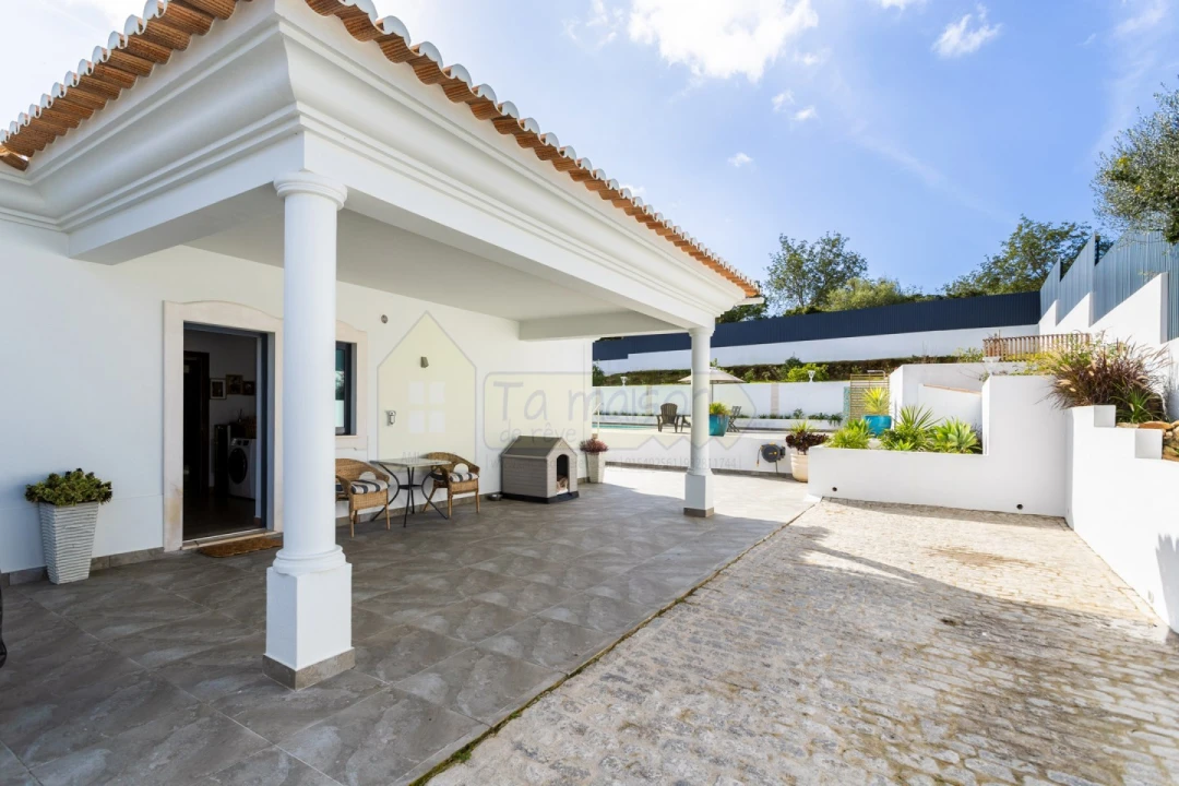 Moradia T5 para Venda em Boliqueime Foto 35