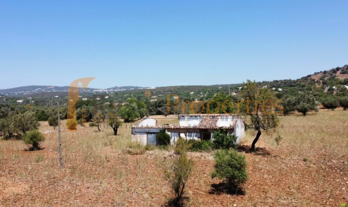 Terreno para Venda em Conceição e Estoi Foto 1